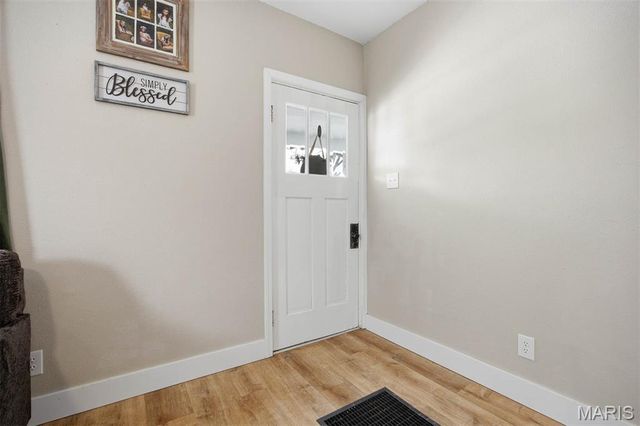 607 Pine Street, Highland, IL 62249