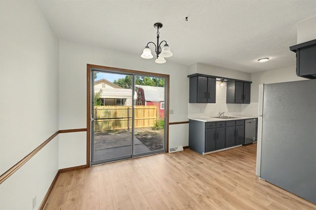461 S Delaware Ave., Salina, KS 67401