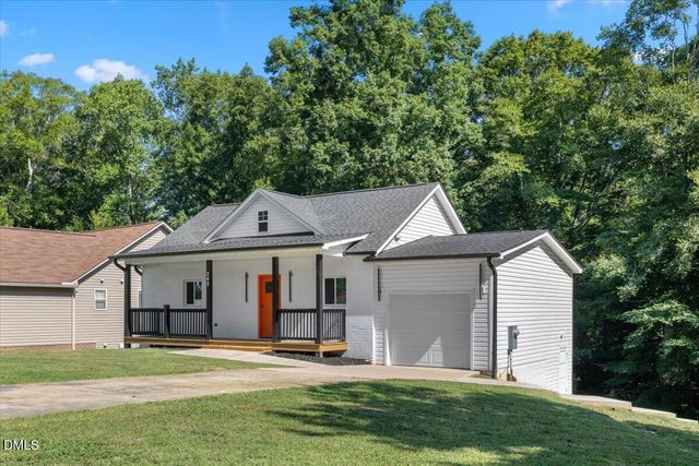 242 Oakdale Avenue, Clayton, NC 27520