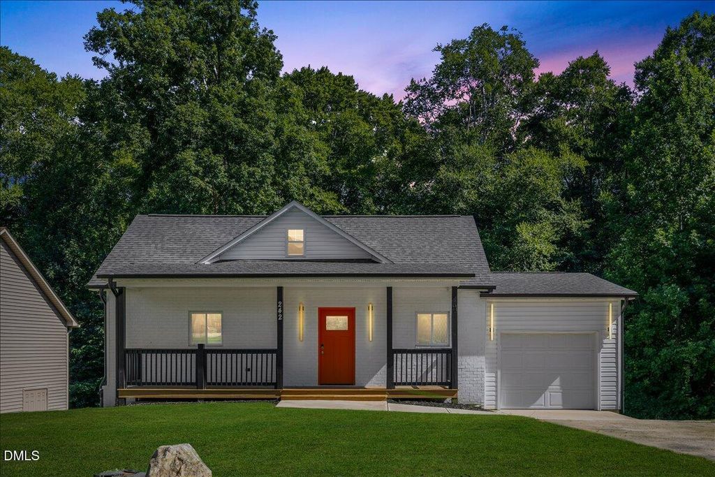 242 Oakdale Avenue, Clayton, NC 27520