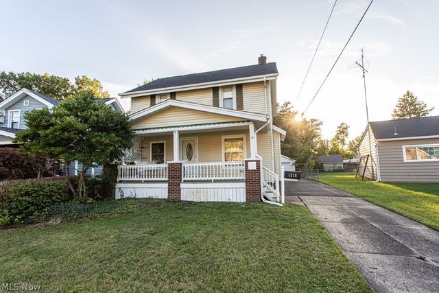1218 Perkinswood Boulevard, Warren, OH 44484