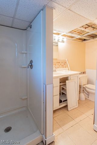 1218 Perkinswood Boulevard, Warren, OH 44484