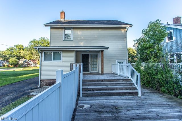 1218 Perkinswood Boulevard, Warren, OH 44484