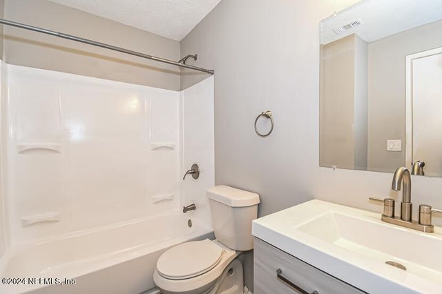 1007 WINSTONIAN WAY Street, Jacksonville, FL 32221
