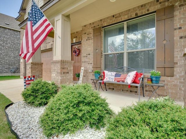 1304 Decatur CT, Leander, TX 78641