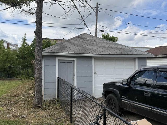 33 5TH STREET, Fond Du Lac, WI 54935