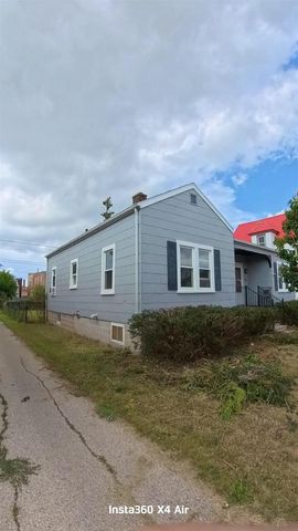 33 5TH STREET, Fond Du Lac, WI 54935