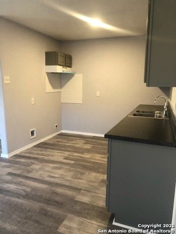 511 sayers, San Antonio, TX 78214