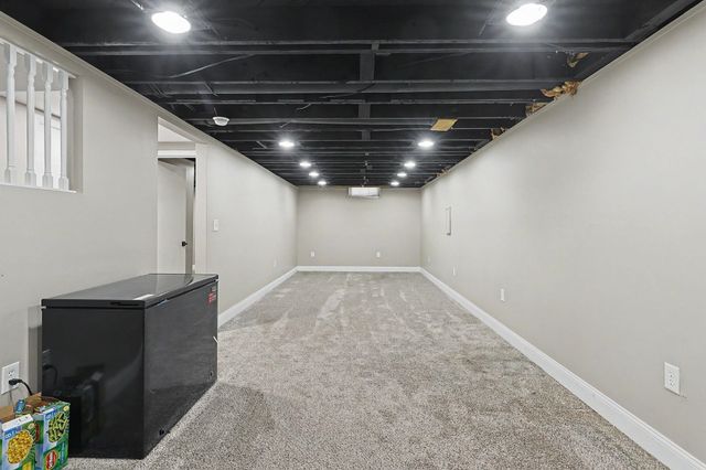 714 W 25th St S, Wichita, KS 67217