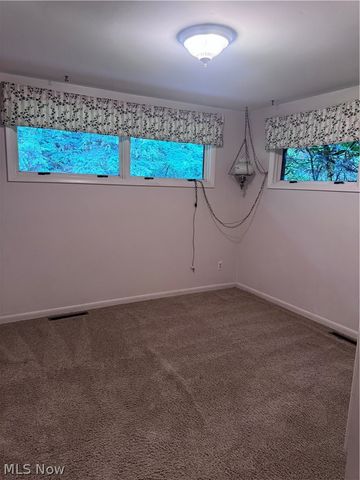 1065 Huck Road, Lowell, OH 45744
