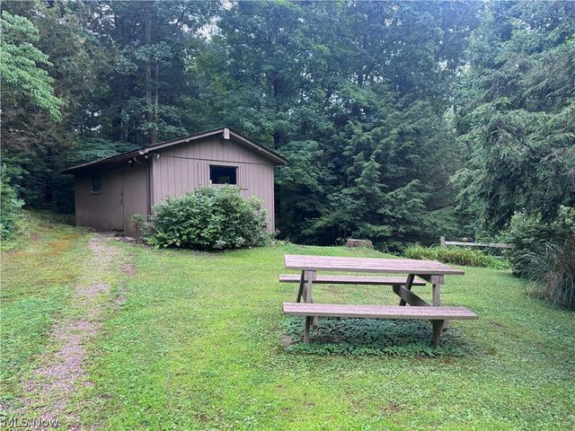 1065 Huck Road, Lowell, OH 45744