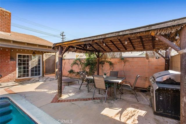 7023 De Celis, Van Nuys, CA 91406
