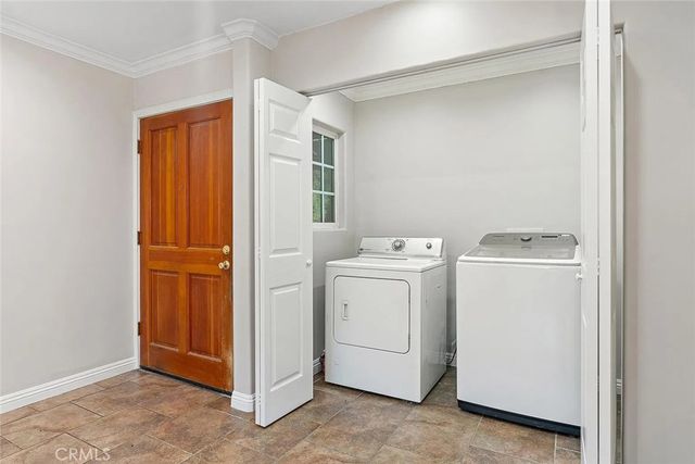 7023 De Celis, Van Nuys, CA 91406