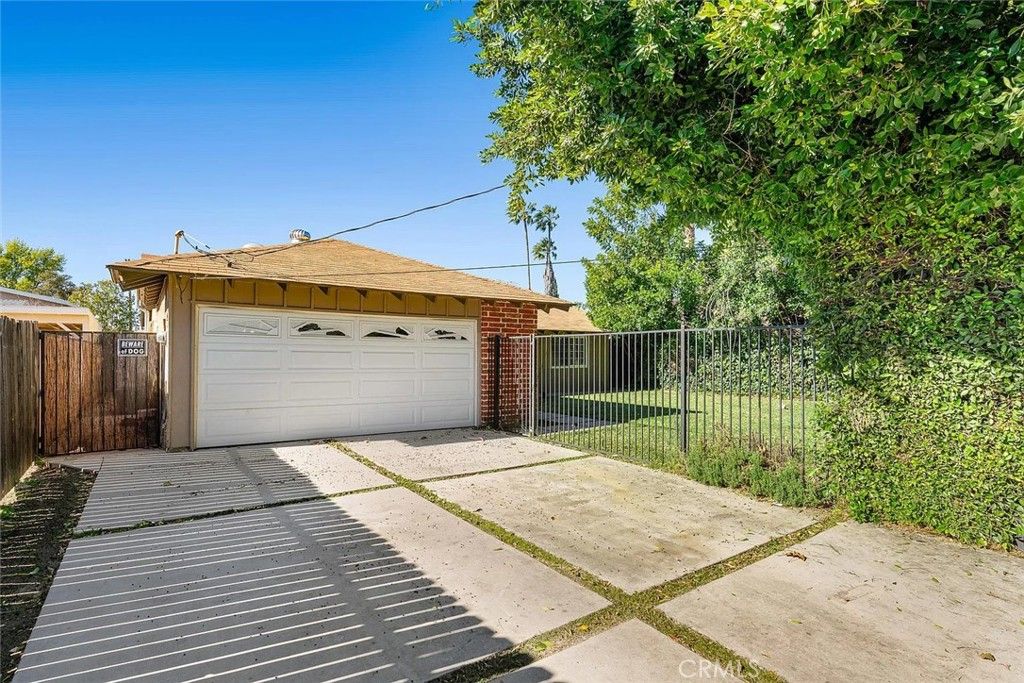 7023 De Celis, Van Nuys, CA 91406 — photo 2