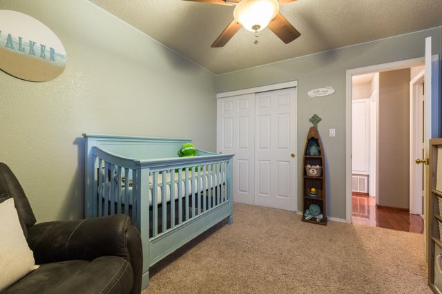 8051 Corn Mountain Place NW, Albuquerque, NM 87114