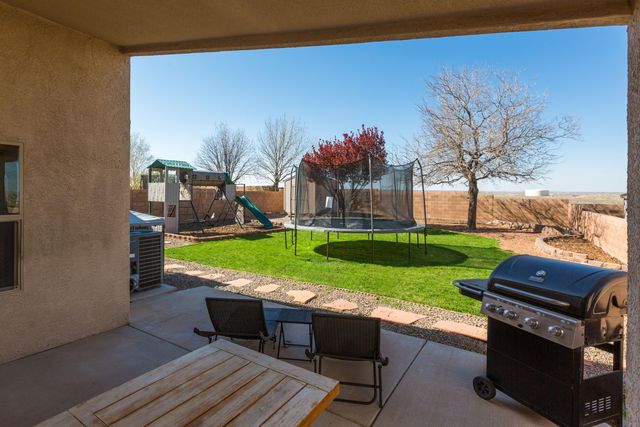 8051 Corn Mountain Place NW, Albuquerque, NM 87114