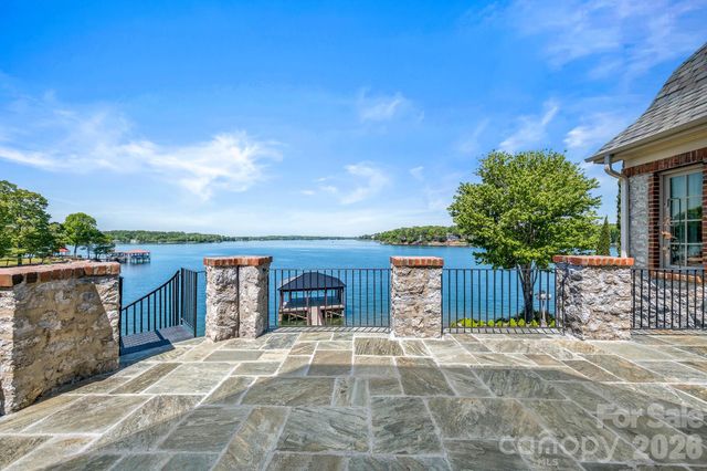 331 Ivy Arbor Circle, Rock Hill, SC 29732