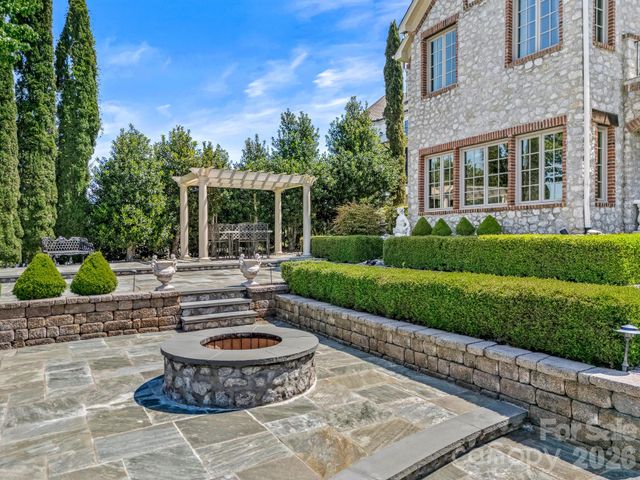 331 Ivy Arbor Circle, Rock Hill, SC 29732