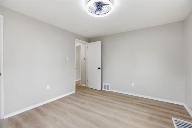 136 Harvard Dr, Penn Hills, PA 15235