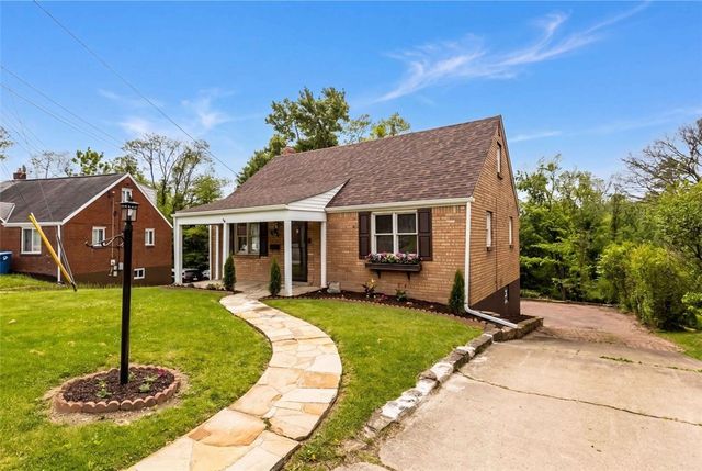 136 Harvard Dr, Penn Hills, PA 15235