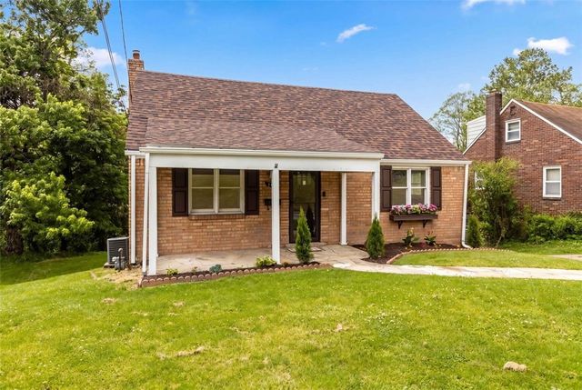 136 Harvard Dr, Penn Hills, PA 15235