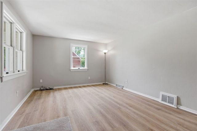 136 Harvard Dr, Penn Hills, PA 15235
