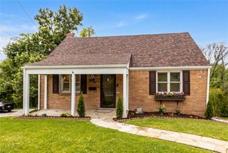 136 Harvard Dr, Penn Hills, PA 15235