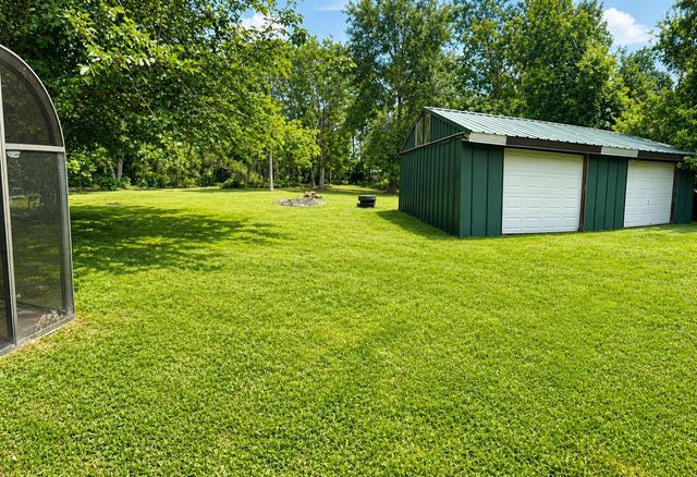 5164 County Road 181, Alvin, TX 77511