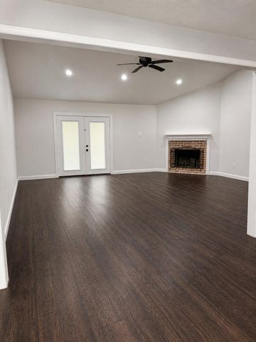 5164 County Road 181, Alvin, TX 77511