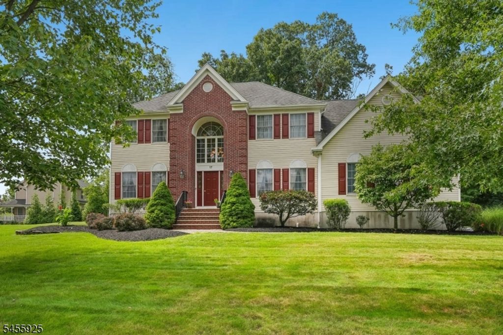 17 Burniston Ct, Hillsborough Twp., NJ 08844 — exterior