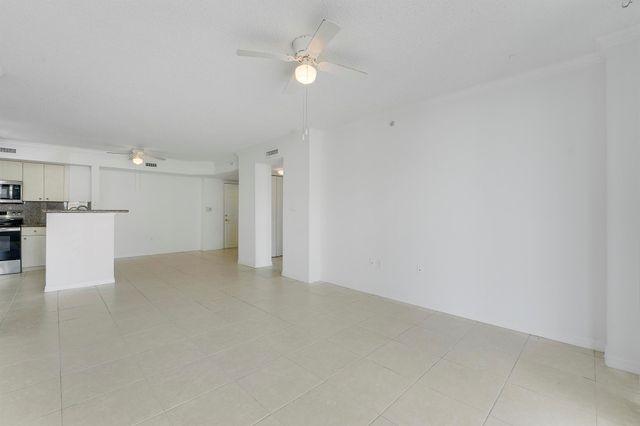 1801 N Flagler Drive 803, West Palm Beach, FL 33407