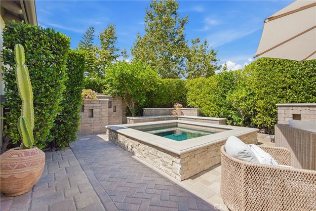 6 Buscar Street, Rancho Mission Viejo, CA 92694