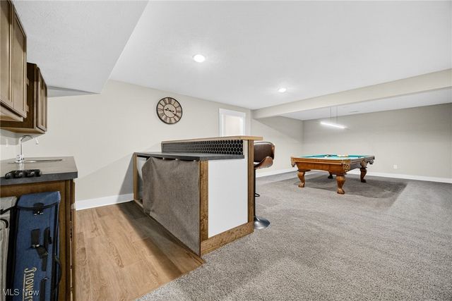 8960 Leatherleaf Drive, Columbia Station, OH 44028