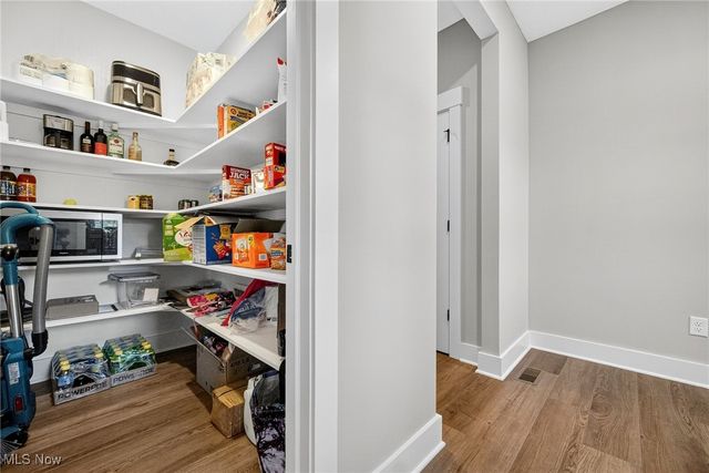 8960 Leatherleaf Drive, Columbia Station, OH 44028