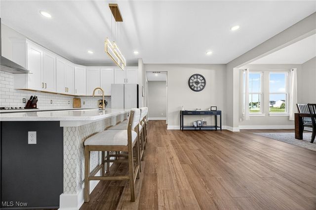 8960 Leatherleaf Drive, Columbia Station, OH 44028