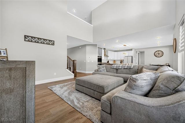 8960 Leatherleaf Drive, Columbia Station, OH 44028