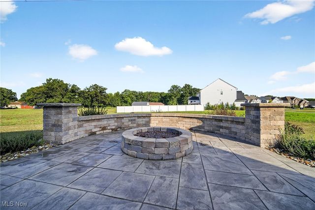 8960 Leatherleaf Drive, Columbia Station, OH 44028