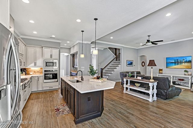 168 WINSTON Court, St. Johns, FL 32259