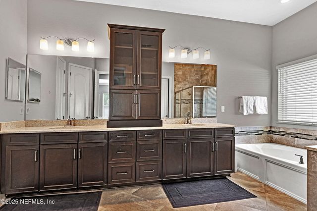168 WINSTON Court, St. Johns, FL 32259