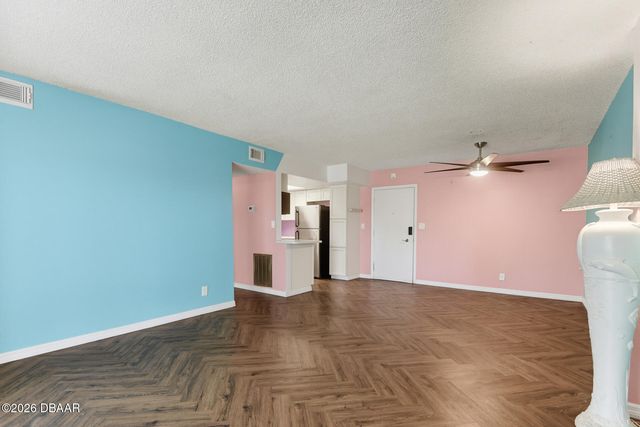 3800 Saxon Dr Apt 1A, New Smyrna Beach, FL 32169
