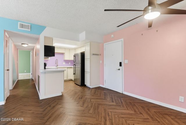 3800 Saxon Dr Apt 1A, New Smyrna Beach, FL 32169