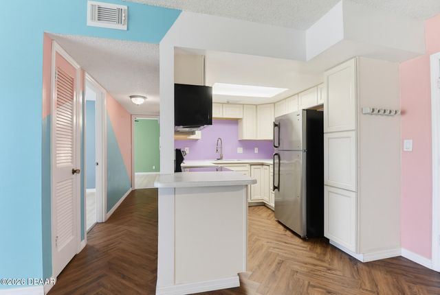 3800 Saxon Dr Apt 1A, New Smyrna Beach, FL 32169