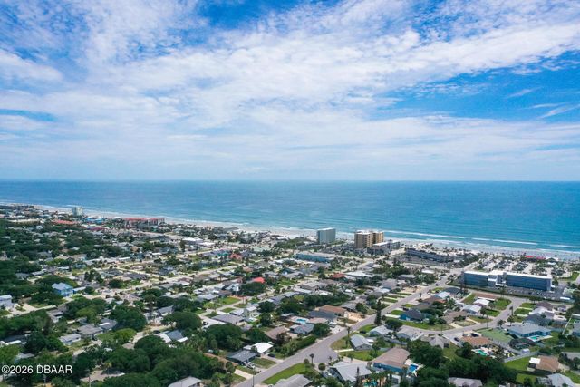 3800 Saxon Dr Apt 1A, New Smyrna Beach, FL 32169
