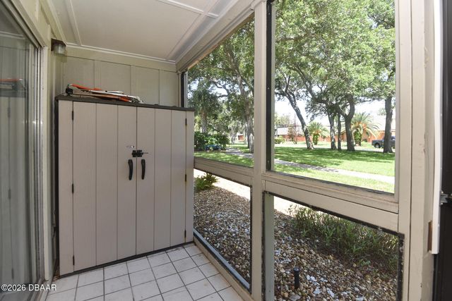 3800 Saxon Dr Apt 1A, New Smyrna Beach, FL 32169