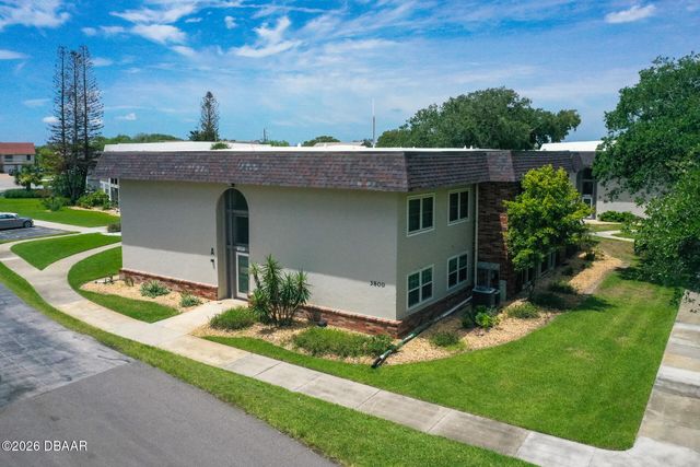 3800 Saxon Dr Apt 1A, New Smyrna Beach, FL 32169