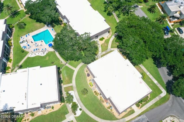 3800 Saxon Dr Apt 1A, New Smyrna Beach, FL 32169