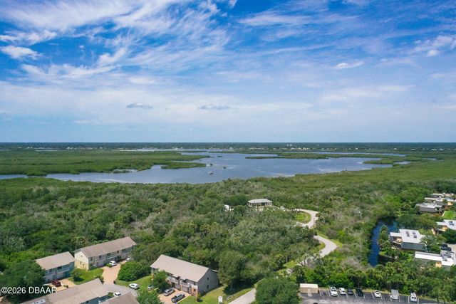 3800 Saxon Dr Apt 1A, New Smyrna Beach, FL 32169