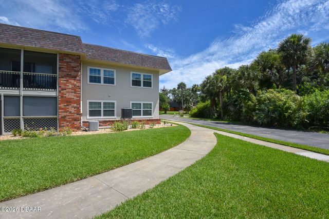 3800 Saxon Dr Apt 1A, New Smyrna Beach, FL 32169