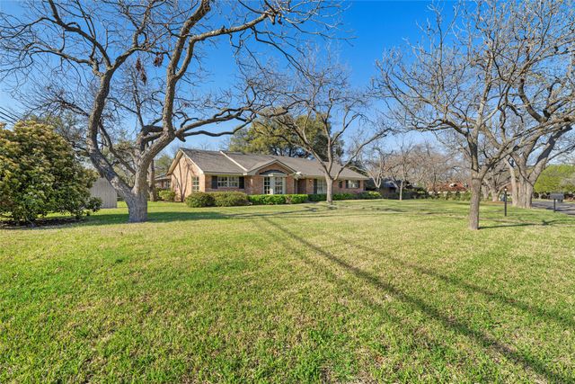 4800 Pecan Terrace, Waco, TX 76710