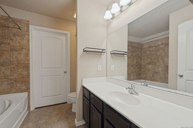 10743 Gazelle Cliff, San Antonio, TX 78245